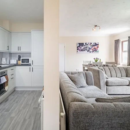 Swift Host - 2 Bedrooms - Apartment - Balcony - Central - River Views Norwich Exterior photo